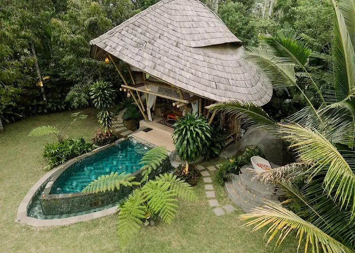 Kumbuh Jungle Villa *